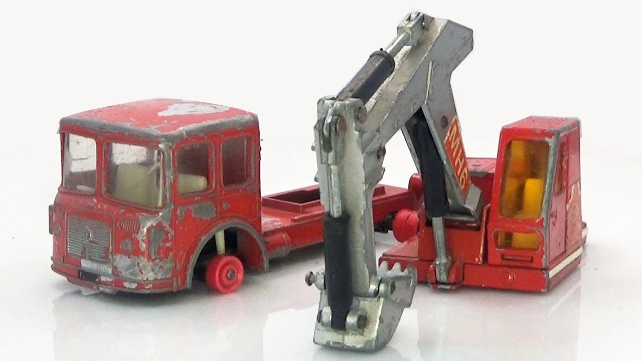Реставрация экскаватора на шасси грузового автомобиля Matchbox. Модель, которая не была произведена.