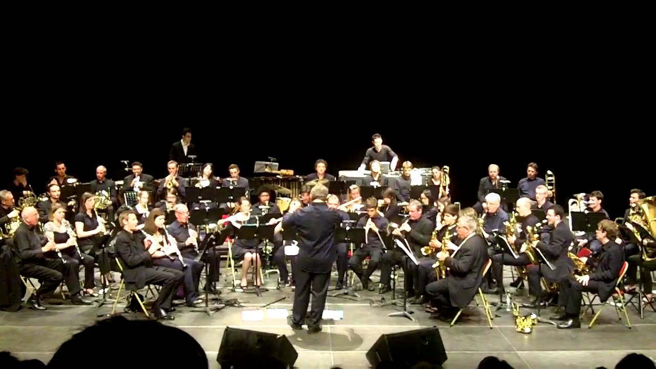 Monoblok & Orchestre d'Harmonie de Roubaix - Poney Part 1 (Vitalic)