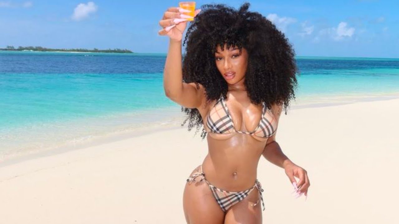 How Conventionally Unattractive Women Act around Attractive Women 