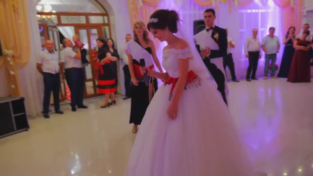 De astăzi sunt sunt sotia ta.   😂😘😍😎