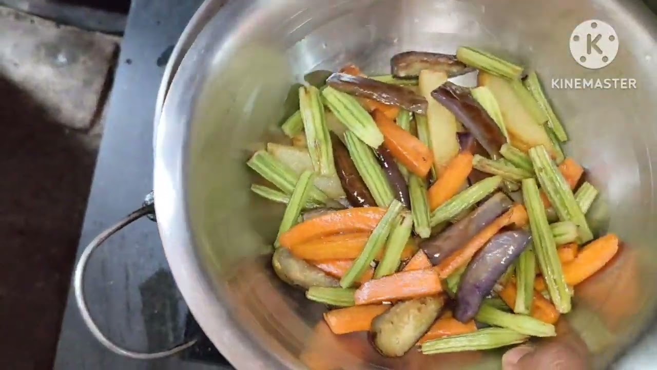 Sajne datar mix sabji.