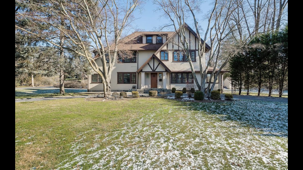 Real Estate Video Tour | 5 Overlook Rd, New Rochelle, NY 10804 | Westchester County, NY
