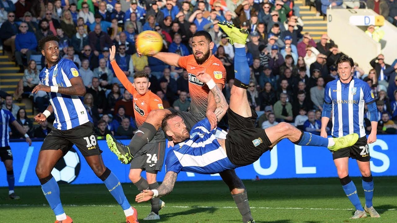 Superb Steven Fletcher overhead volley!