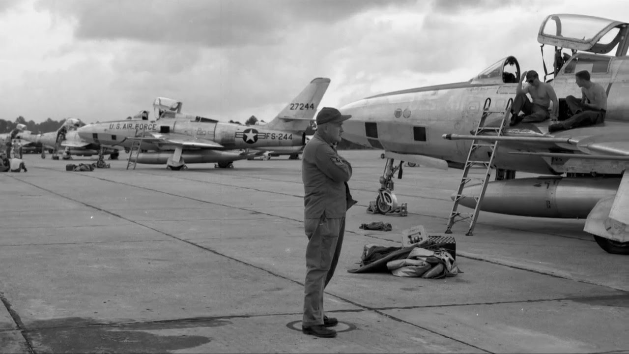 WORLD'S BEST Fighter Jets - RF-84 Thunderflash The DEADLY BEAST of the 1950&rsquo;s