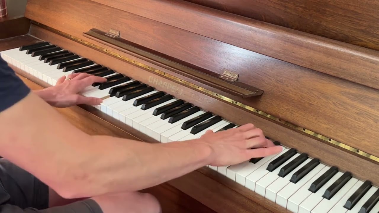 Dancing Queen (ABBA) - Piano Cover