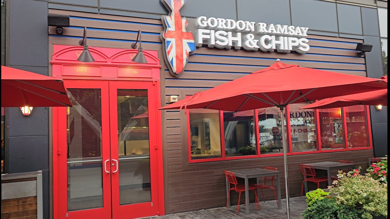 Walking Tour of Washington DC Wharf St Waterfront and Gordon Ramsay's Fish and Chips 🍟 Review.