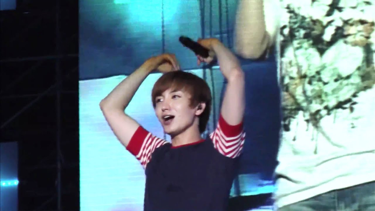 [Fancam] 110507 SS3 in Vietnam Song for you Leeteuk focus