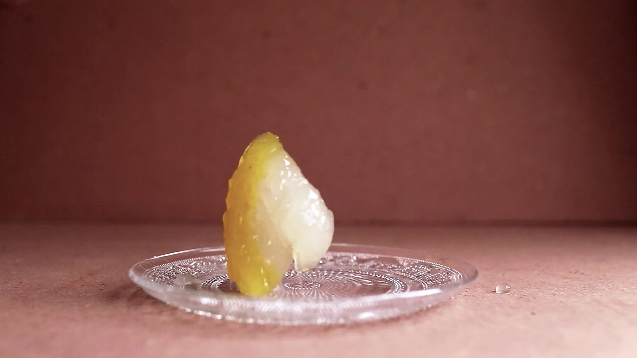 Bouncy crystal dumplings for your entertainment.