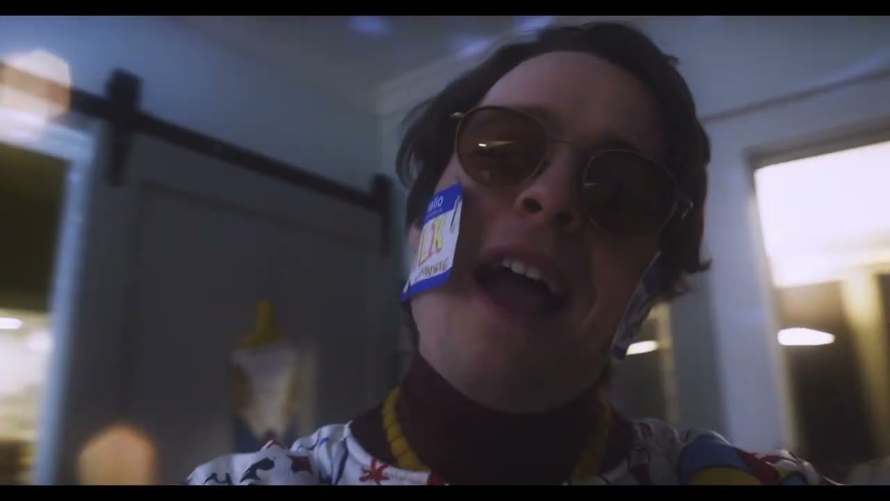 Alex Gråey - Pretense (Official Music Video) #upbeatmusic