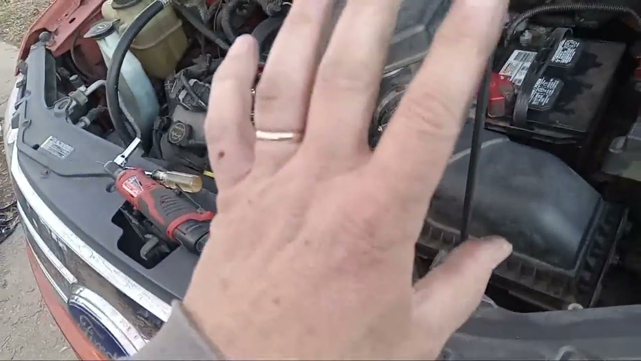 Code P2135, and P0122 explained and throttle body replacement on 2007 Ford Edge 3 5L
