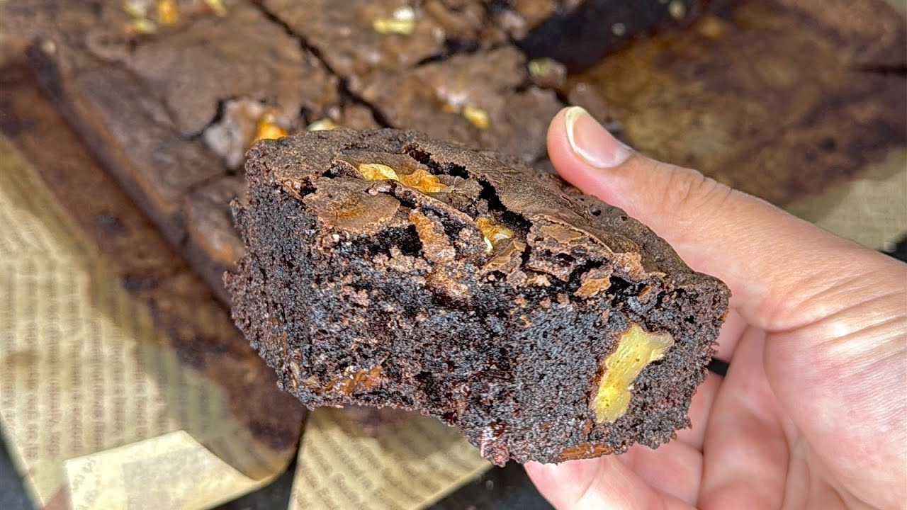 براونيز معلكة و لذيذة بدون زبدة حيوانية ولا شوكولاتة غيش 😋 بمكونات اقتصادية و النتيجة يا سلام