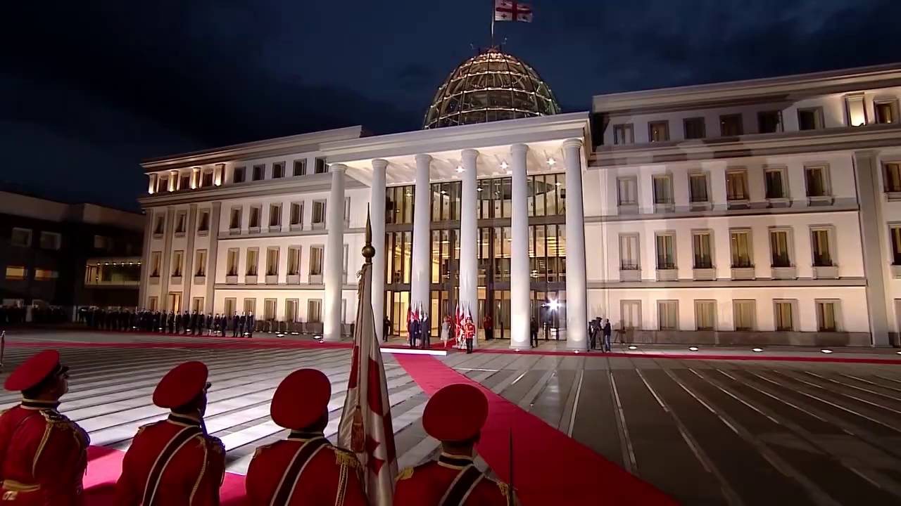 Атамбаев встретился с грузинским коллегой Георгием Маргвелашвили