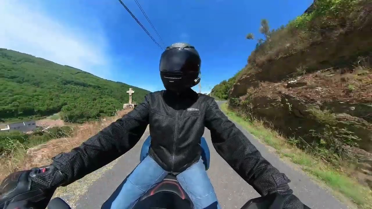 Aveyron Cantal 2022 road trip Goldwing DCT Can-Am Spyder [2]
