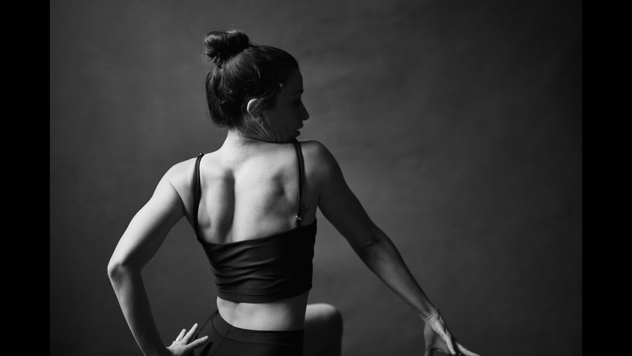 25 Mins Pilates Mat Workout (Back-To-Basics) + Introduction to Move With Sheri!
