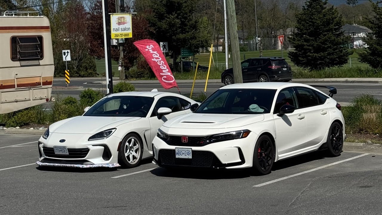 [VIMC track battle] ZD8 BRZ vs. FL5 Civic TypeR