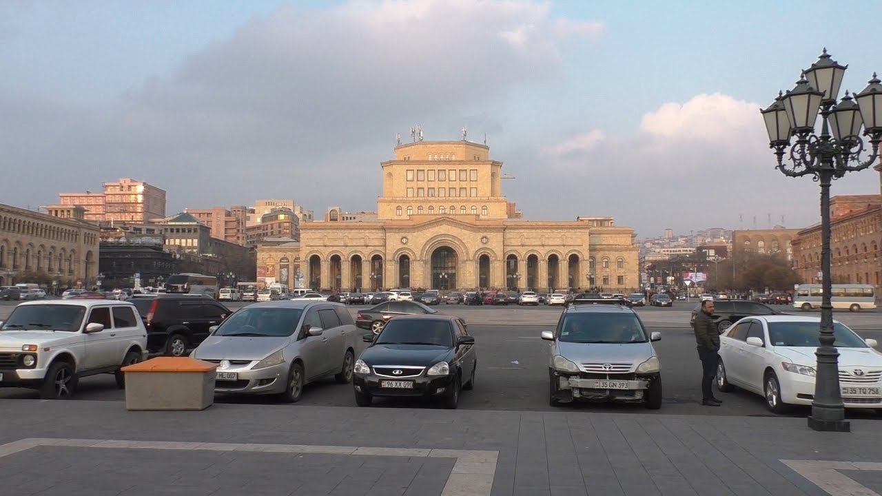 Yerevan, 10.02.19, Su, ( на рус.), Video-2, Площадь Республики.