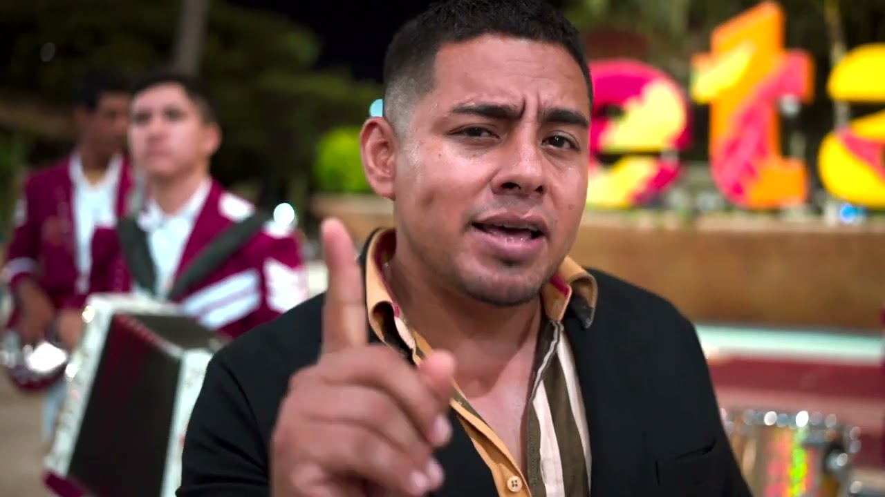 VERDES O CENTAVOS/VIDEO OFICIAL/EL PLEBE DEL SUR