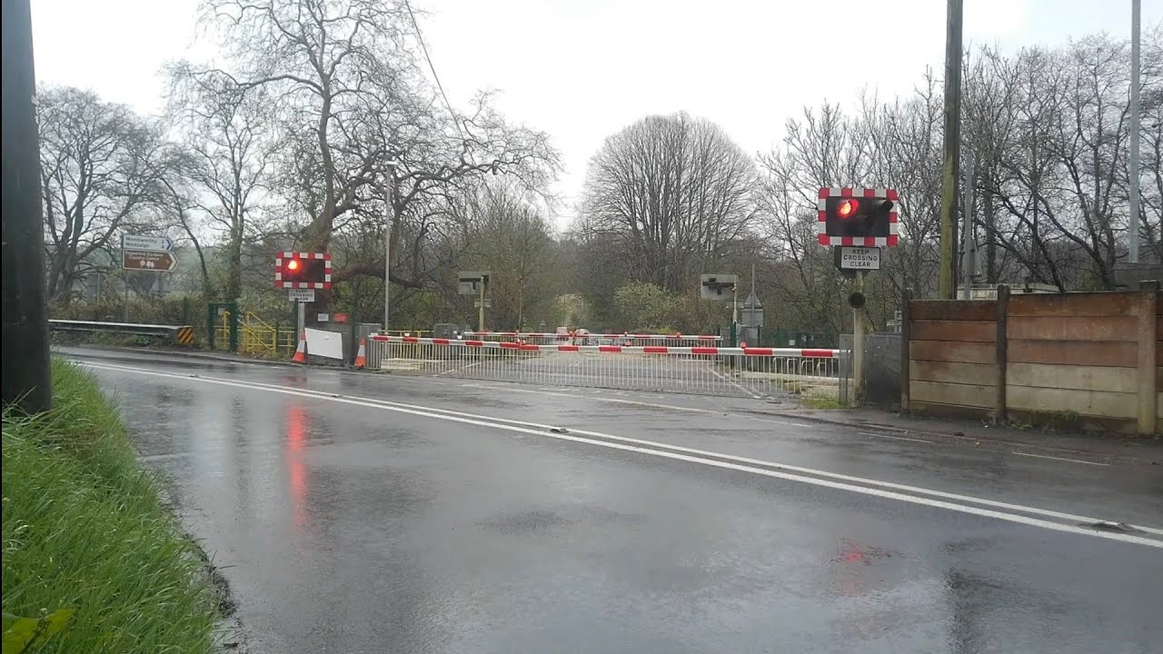 eggesford level crossing