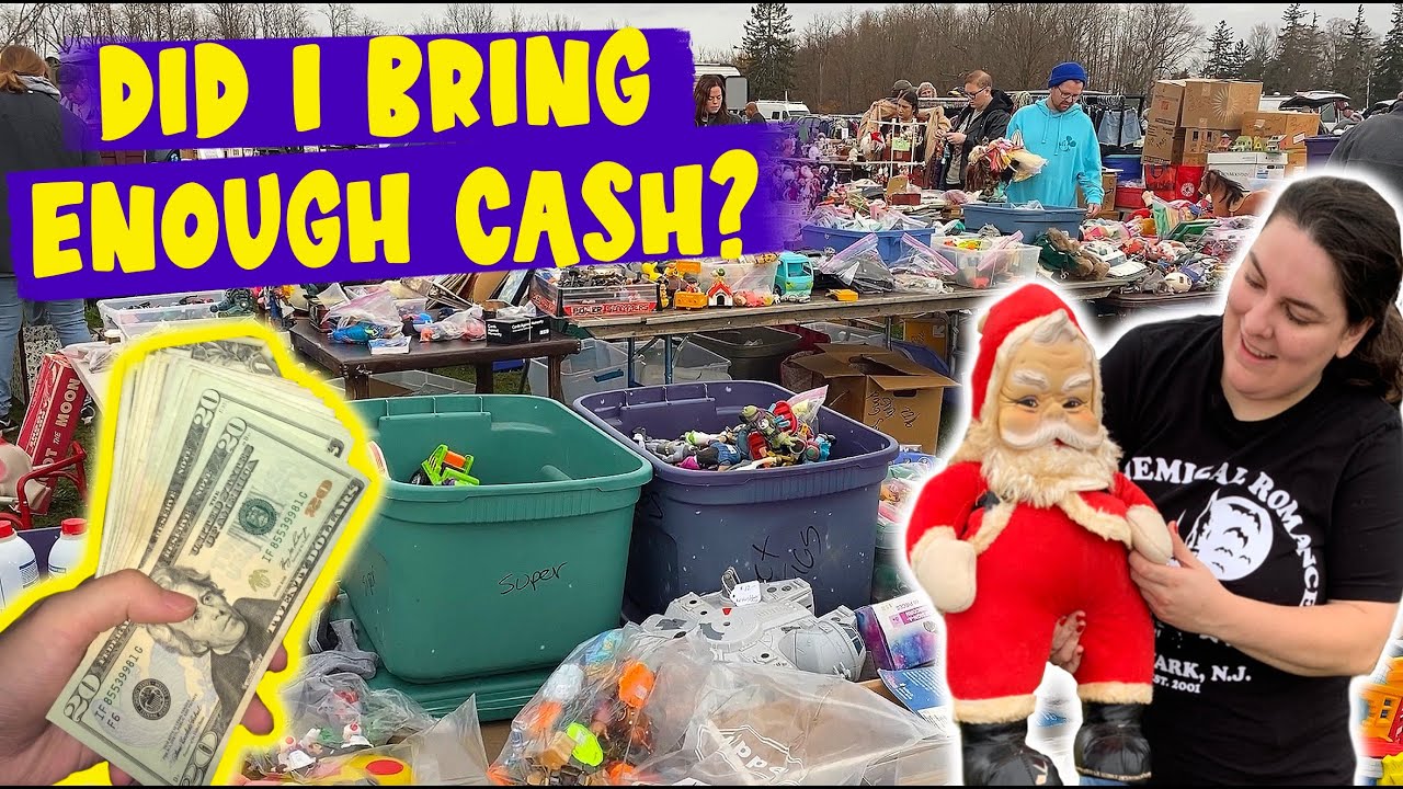 VERY VINTAGE CHRISTMAS FLEA MARKET! Thrift With Us For Retro Toys, Christmas and More!