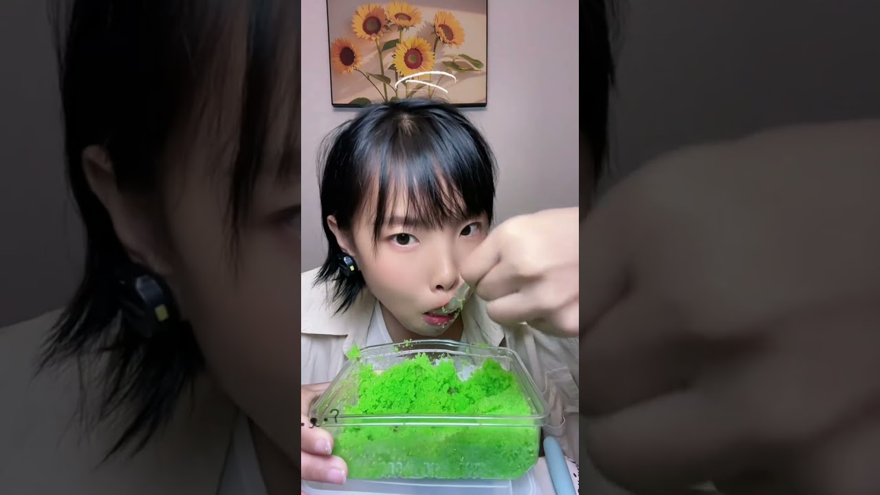 Asmr  fruity tobiko eggs. Renxing fish roe eating sound #creator
