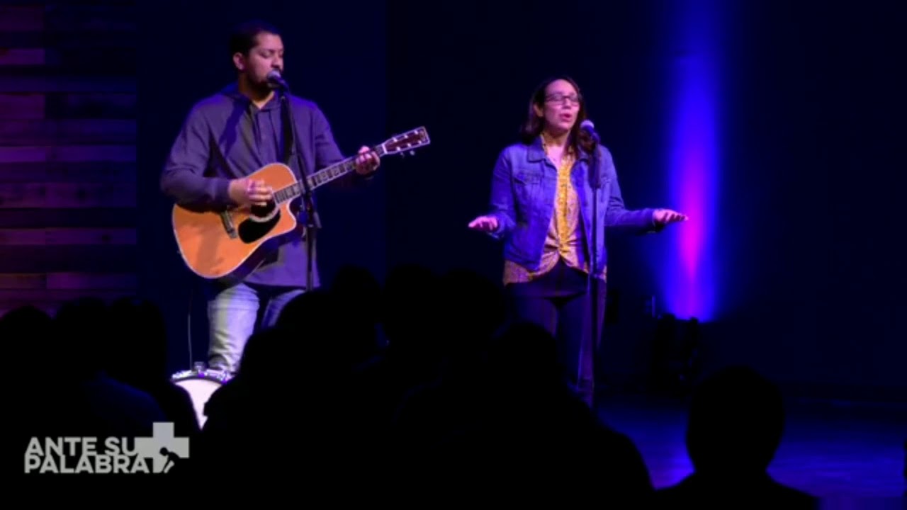 Jonathan & Sarah Jerez • En esto conocemos / Construiré mi vida (Build My Life)
