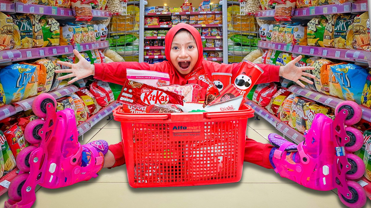AQILA BORONG JAJANAN SAMBIL MAIN SEPATU RODA DI ALFAMIDI