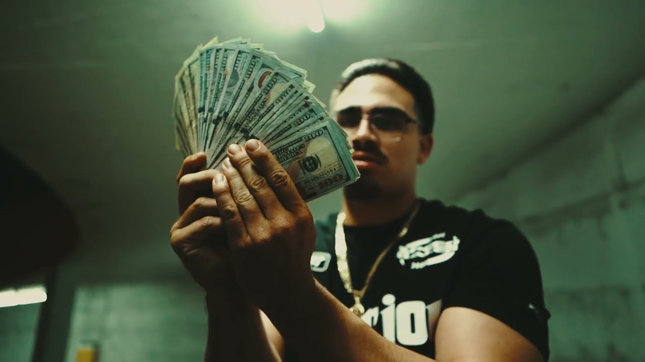Fadez Loc - MAD MEXICAN (Официальный музыкальный клип) Режиссёр: shootsomething