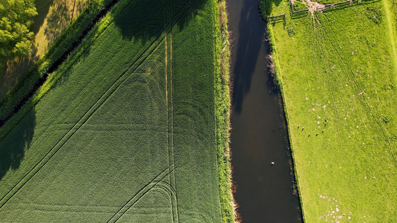 Klundert: Moye Keene & Houtzagerij 4K Drone luchtbeelden