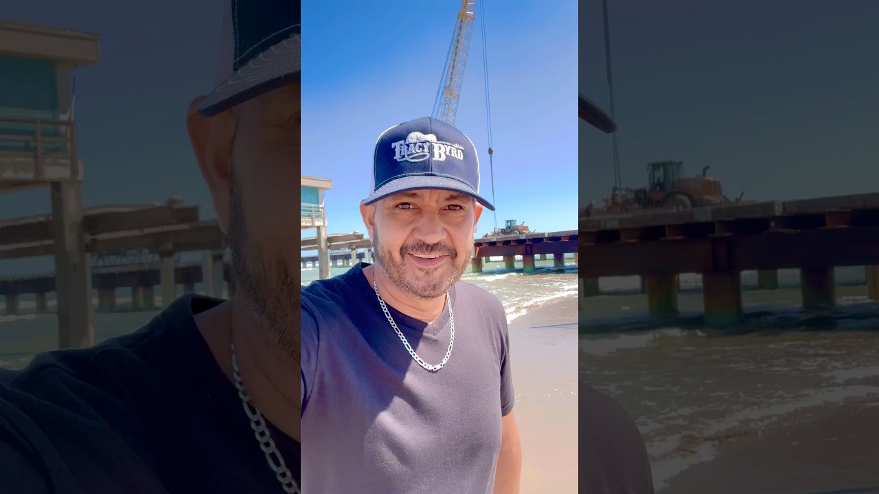 Reconstruction of the Bob Hall Pier / Felix Truvere&rsquo;s  &ldquo;Bob Hall Pier Song&rdquo;