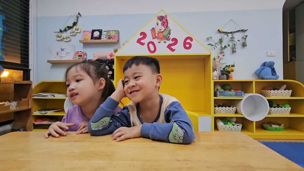 Orange 4 - Unit 1 - Alex & Sophia 