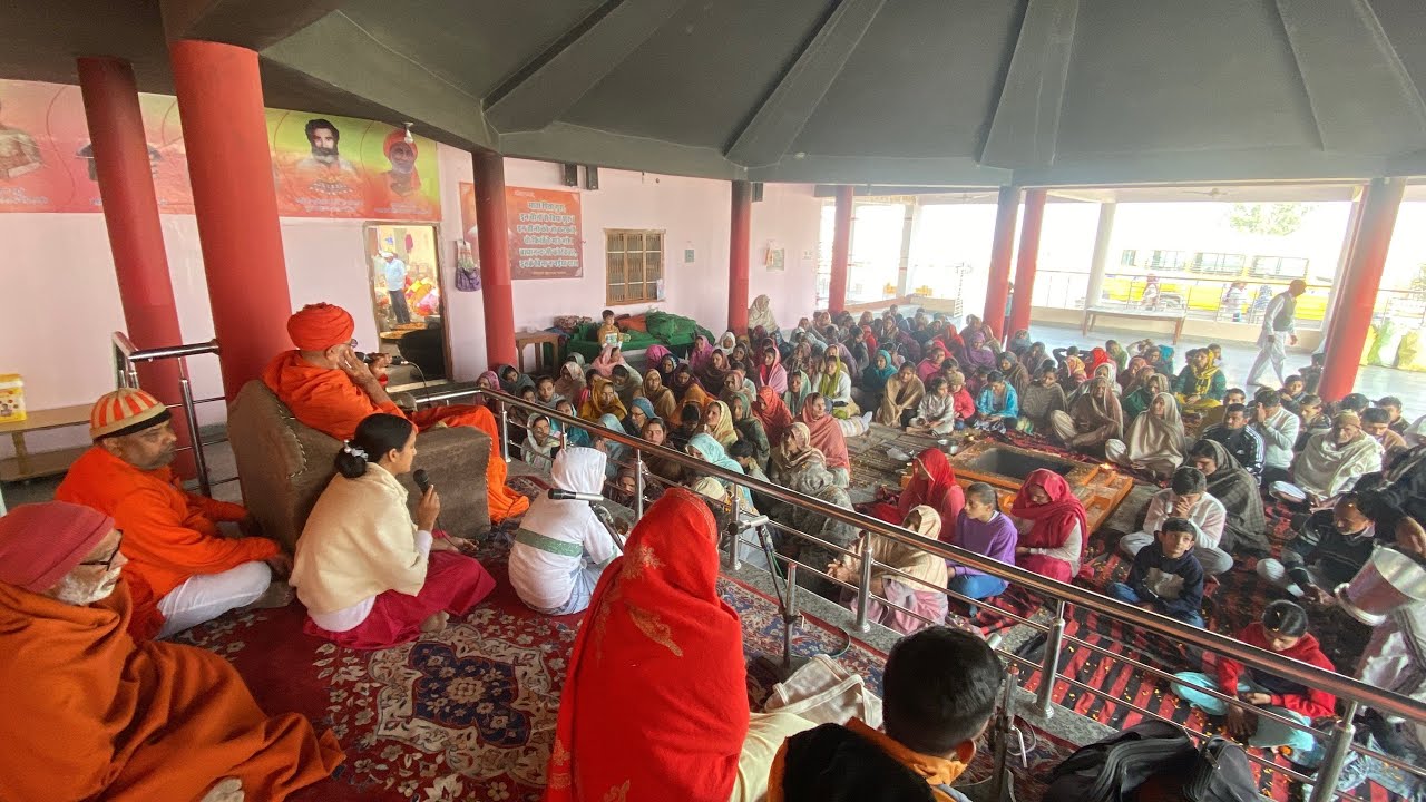 सप्ताहिक यज्ञ🙏 (4)। गुरु ब्रह्मानन्द आश्रम बणी पुण्डरी ।