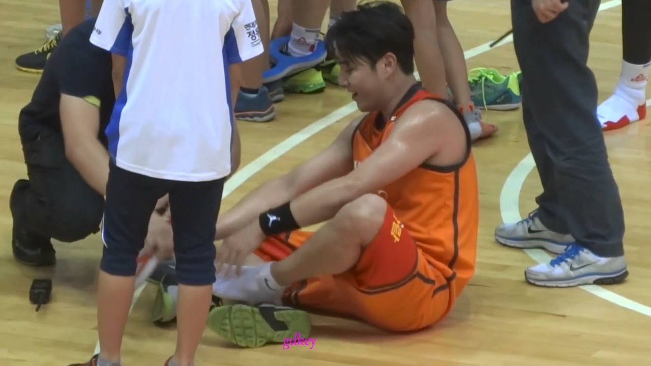 150718 Kangin Leeteuk focus Press Pics+Family game (Hope Basketball All Star 2015 with SMTOWN)