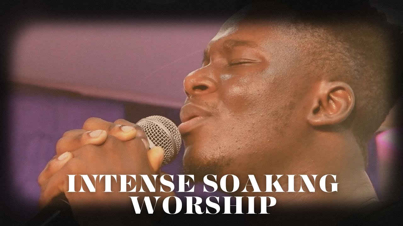 Paul Tomisin Ministering in Spiritual Songs