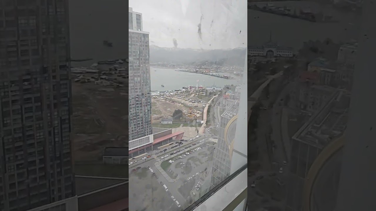 Помещение под офис или жилую квартиру - Batumi Tower на продажу. 200 квадратов.