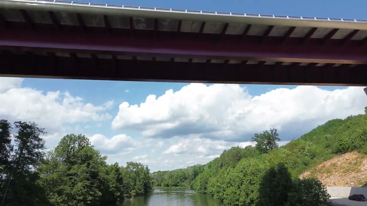 La Sa&ocirc;ne et le viaduc de Port-sur-sa&ocirc;ne  #franchecomte #river #saone #drone #nature #infrastructure
