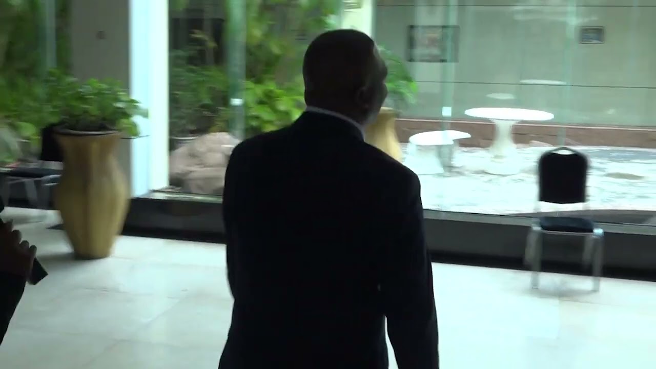 EDSON MACUÁCUA ESQUIVA-SE A RESPONDER SE VENÂNCIO MONDLANE SERÁ INTEGRADO NA AUSCULTIÇÃO PÚBLICA