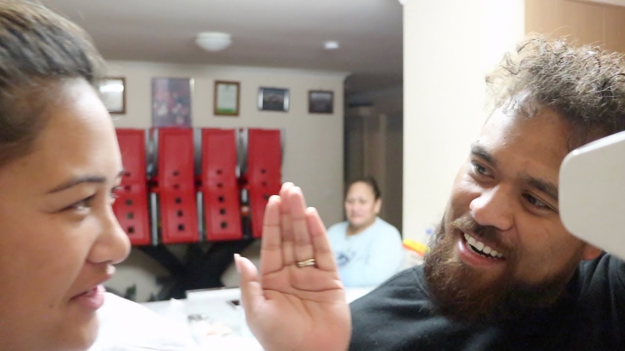 MASSIVE FIGHT PRANK ON SAMOAN MUM 👊🏽