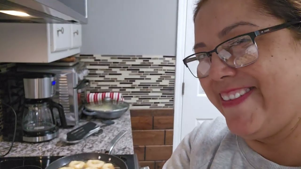 Sopa de tortas de masa con queso