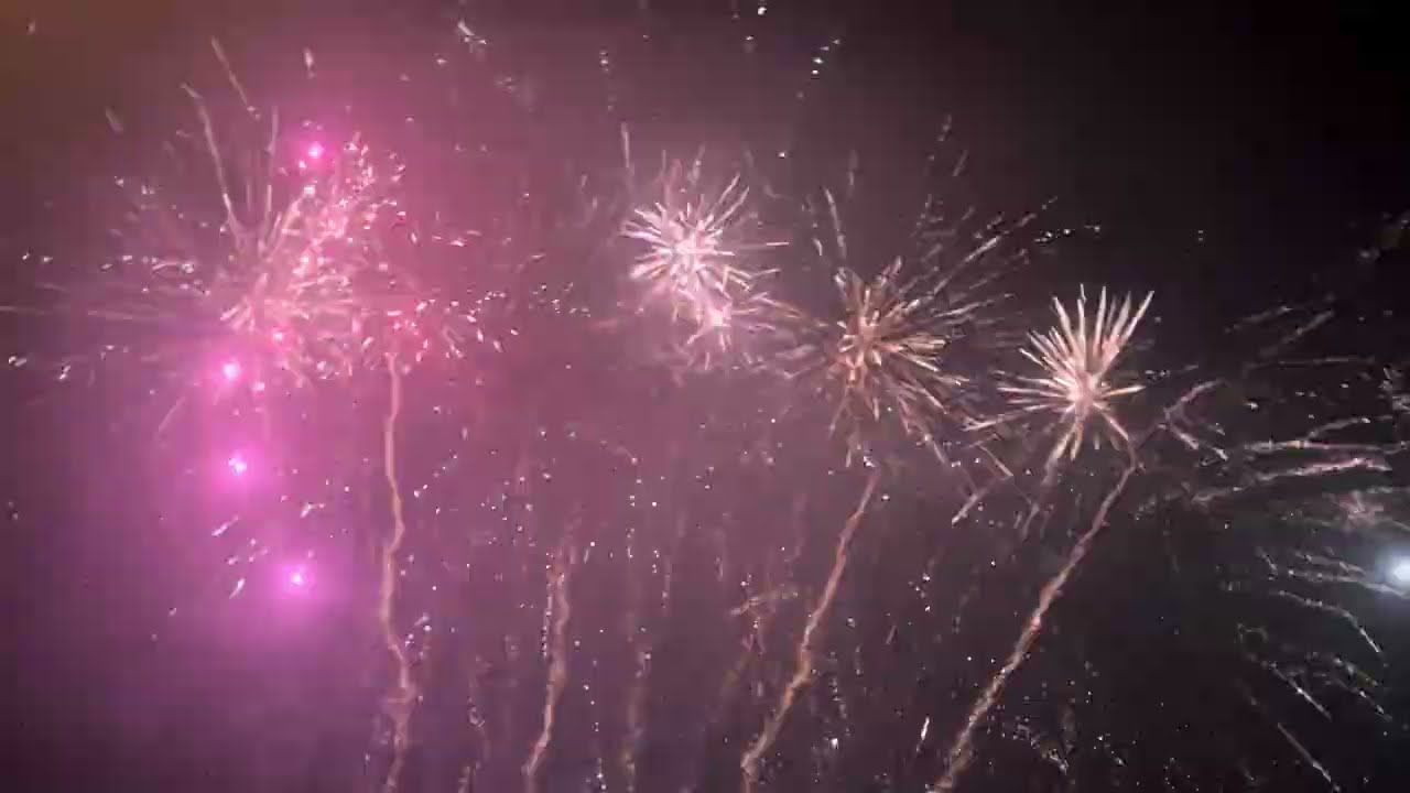Silvesterfeuerwerk 2025/2026 Bergen auf Rügen [F2 only, 1600€]