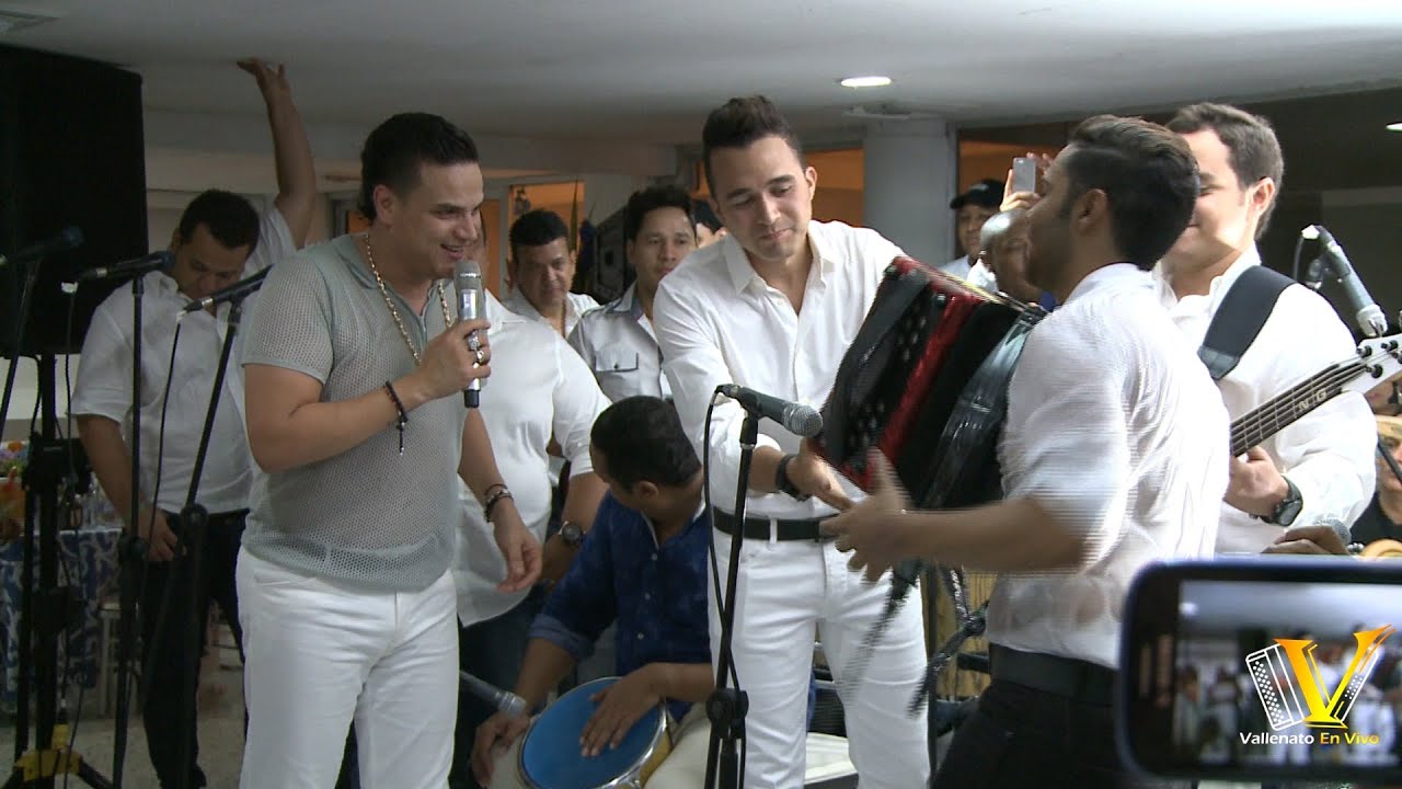Lo Ajeno Se Respeta (En Vivo) - Silvestre Dangond, Lucas & Sergio Luis Rodríguez (Fiesta Privada) HD
