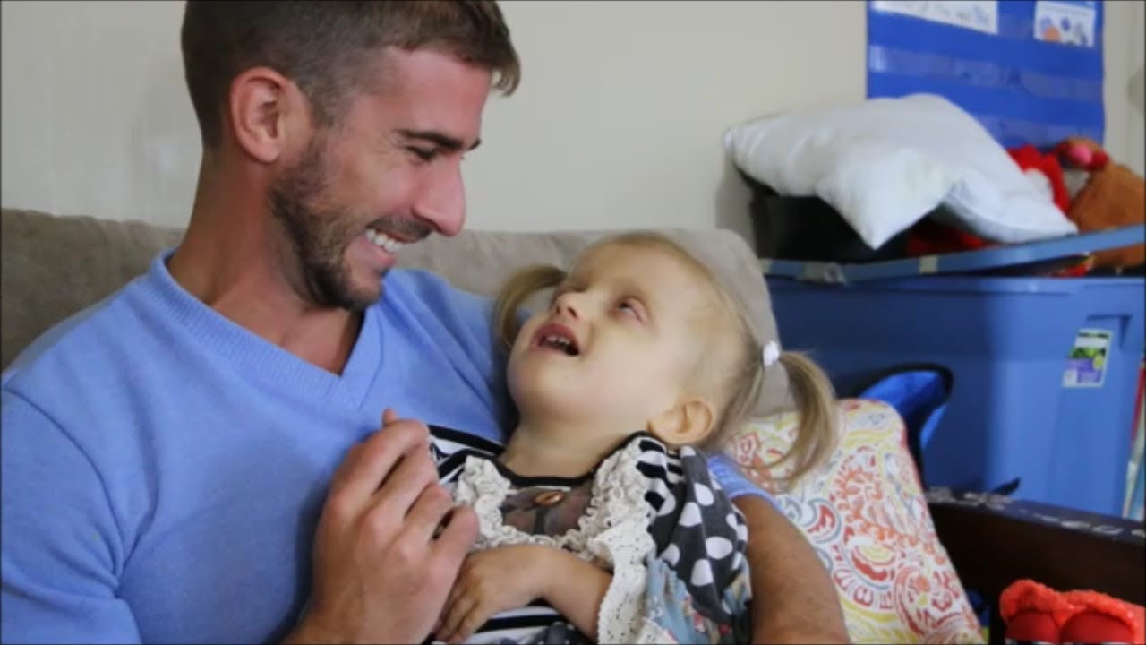 Young Girl Using Cannabis Oil isn't Allowed to Attend School (Zellweger Syndrome)