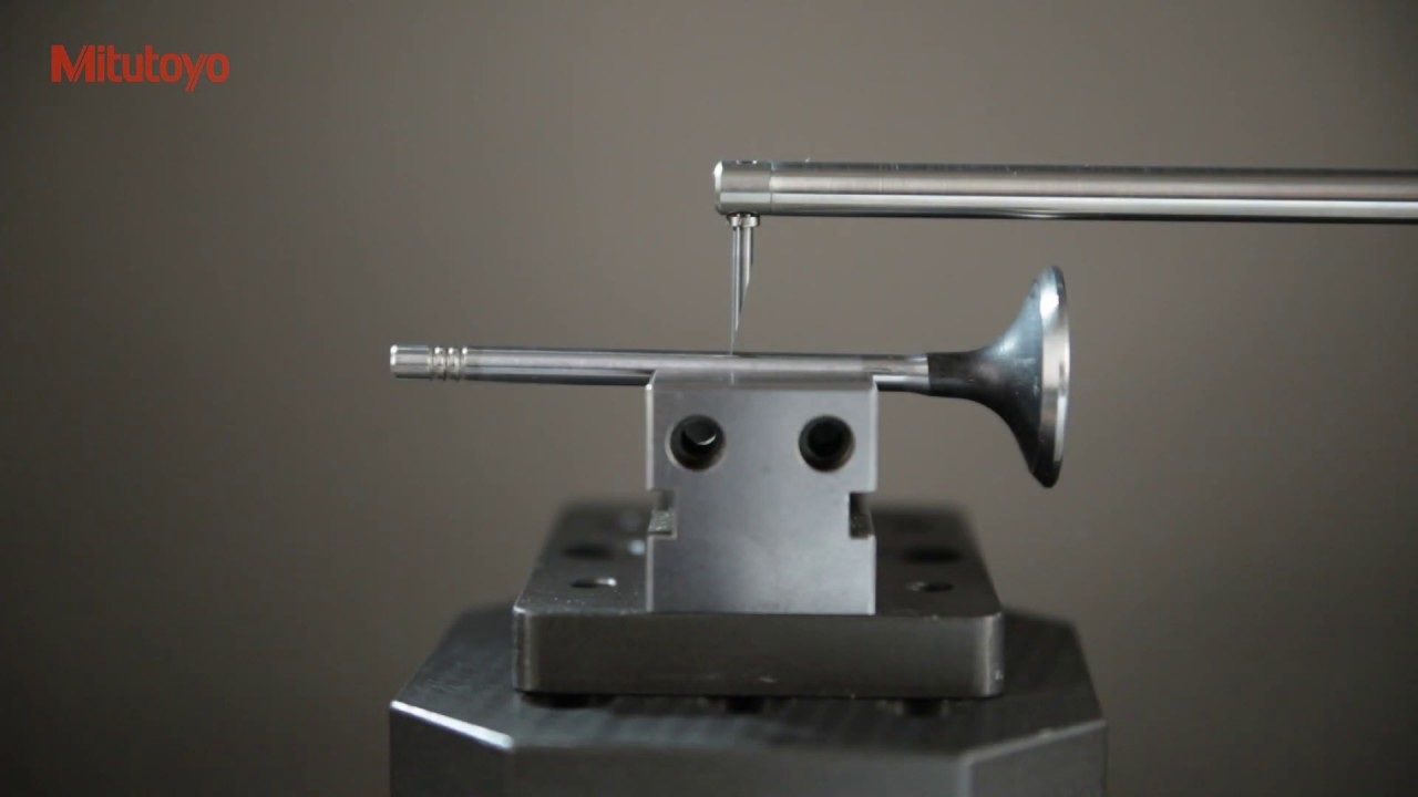 Mitutoyo Contracer CV-4500