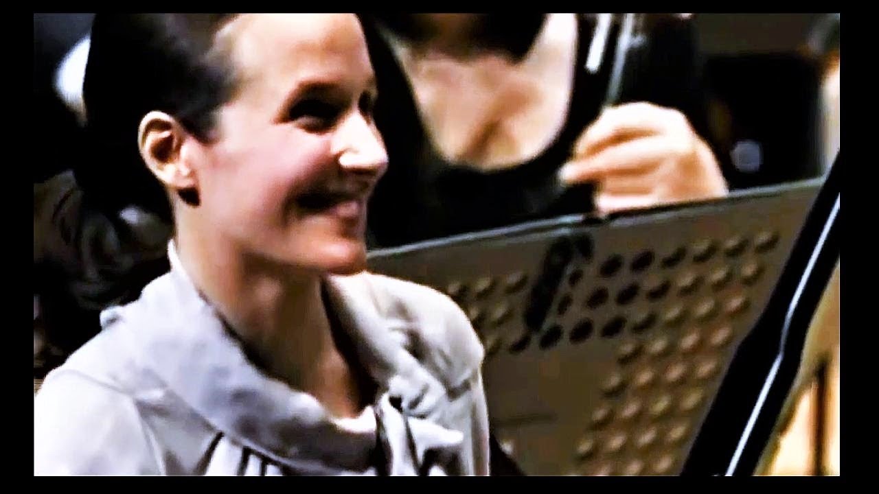 H&eacute;l&egrave;ne Grimaud plays BEETHOVEN: Piano Concerto # 5 / Paavo J&auml;rvi -Frankfort Symphony