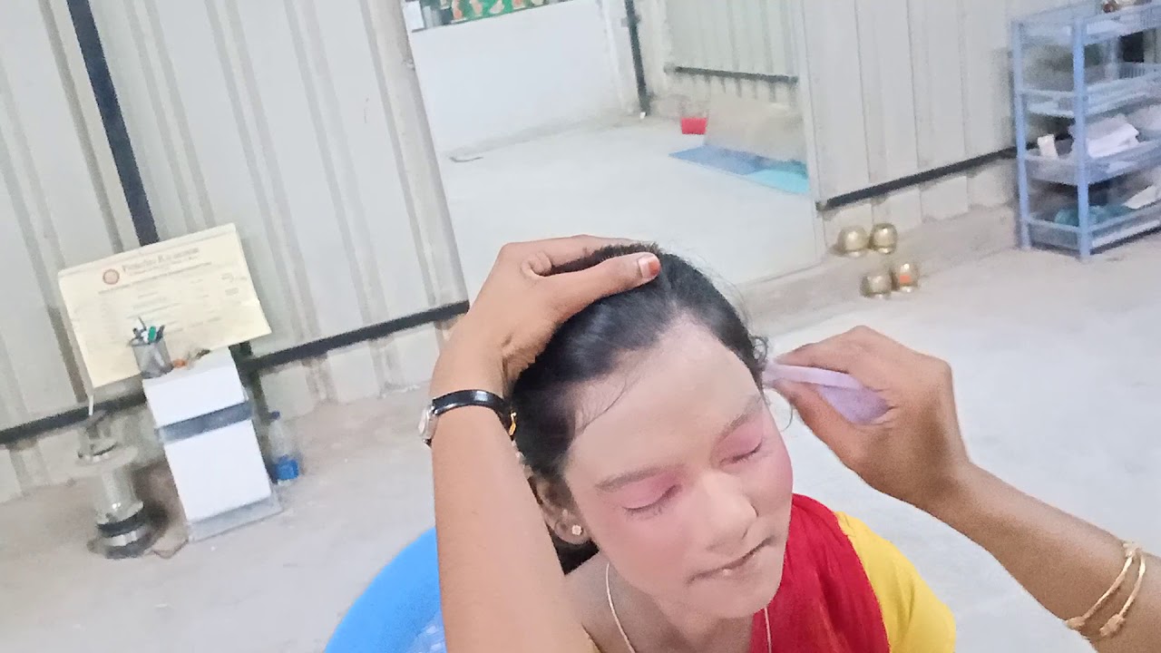 PSK | Bharatanatyam Face Makeup Session Demonstration