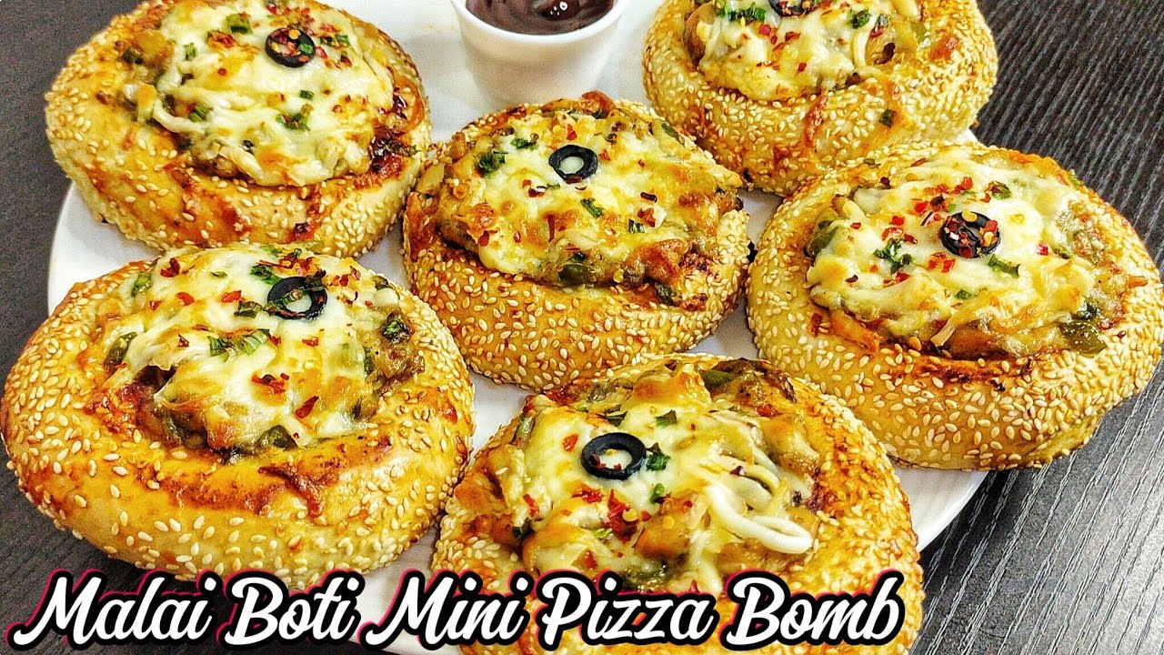 Sesame Crusted Mini Pizza Bowls | Homemade Mini Pizza Bowls | Quick Snack Recipe | Ramadan Special |