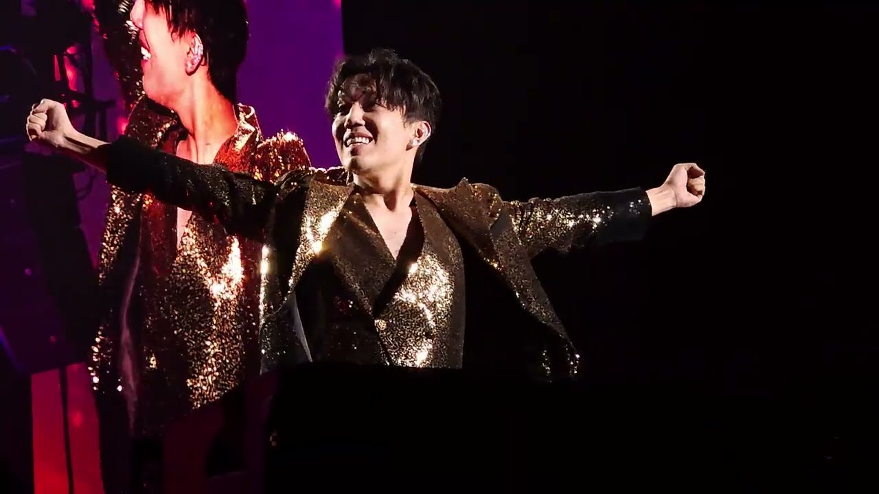 Stranger - Dimash [ Stranger Tour 2025 in Mexico ] - Palacio de los Deportes