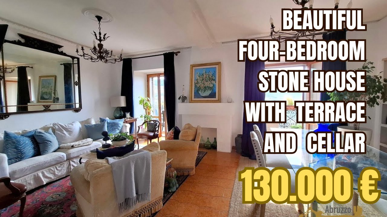 Beautiful four-bedroom stone house with panoramic terrace and cellar. Castiglione Messer Marino