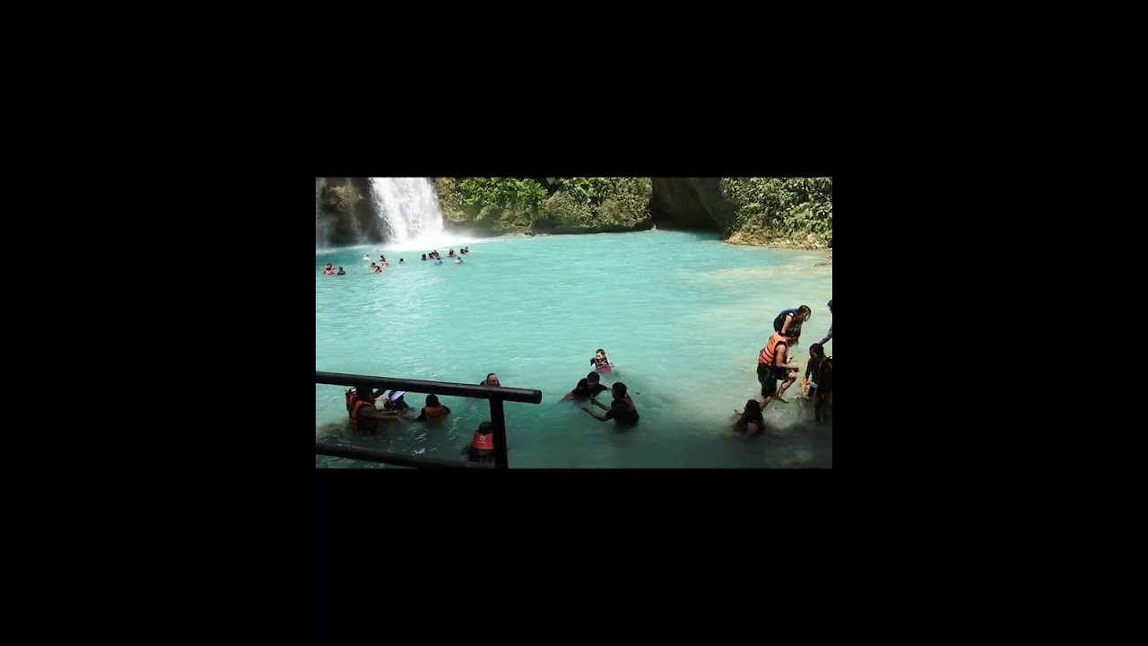 Kawasan Falls is it worth it? 200 php for entry, a lot of trash on the way, but...