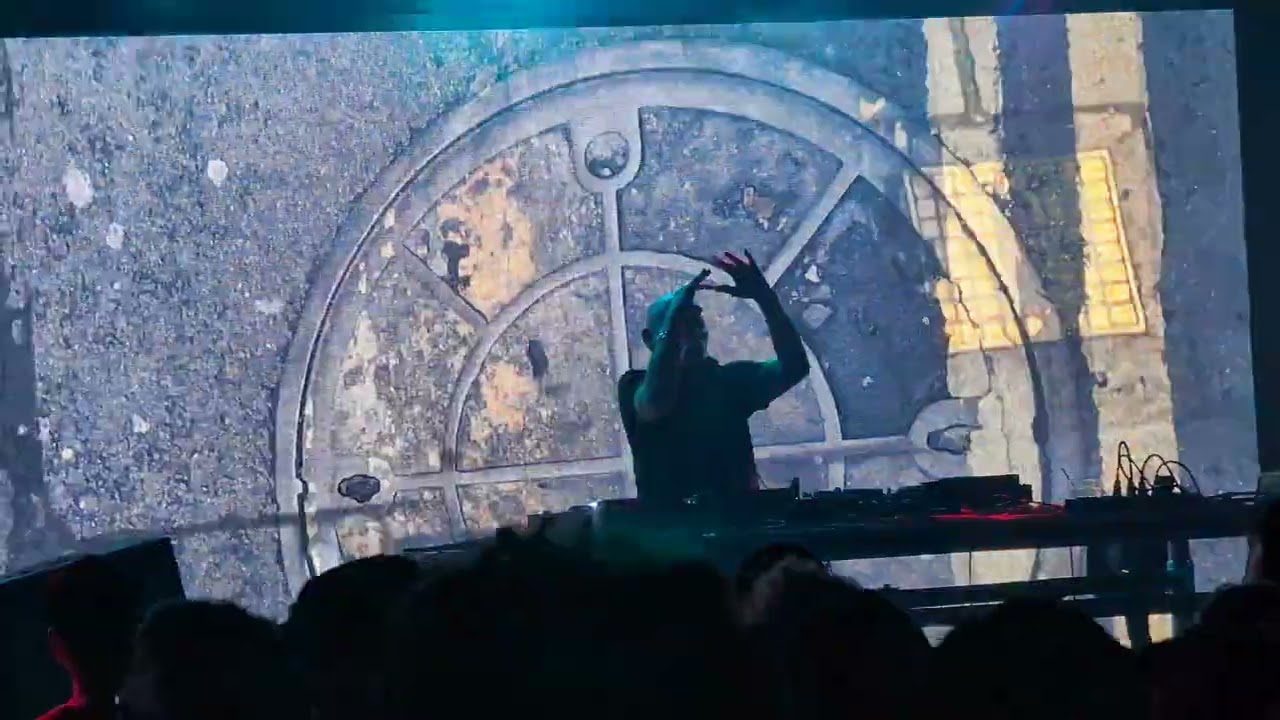 Phil Hartnoll (Orbital)DJ Set- Impact (The earth is burning)- Live @ Annabel's Music Hall, Toronto