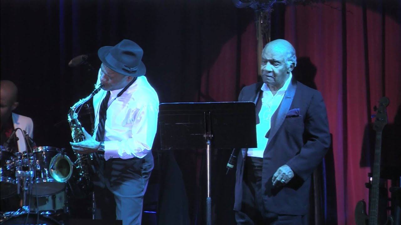 Kirk Whalum - Almost Doesn't Count (live) - feat. 